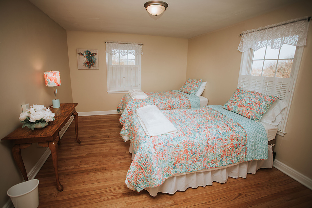 Picture of the Lemonade on the Patio Bedroom at Grandma's House at Circle K Farm